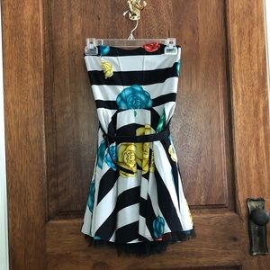 Alice + Olivia strapless striped dress, size 0